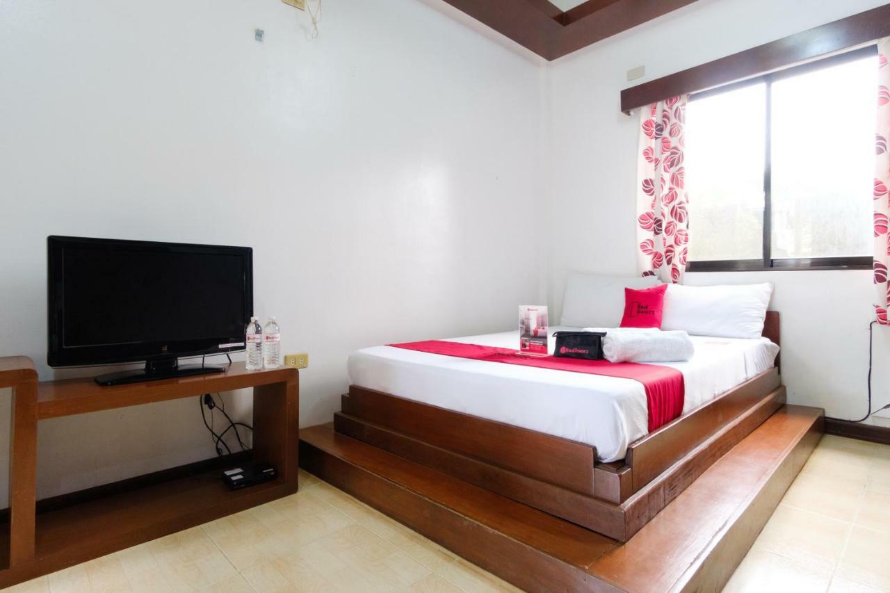 Reddoorz Premium @ Abueg Road Extension 公主港 外观 照片